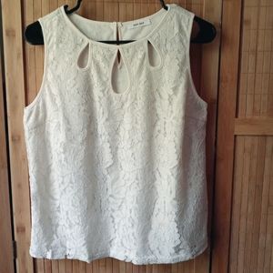 New Women's sleeveless blouse